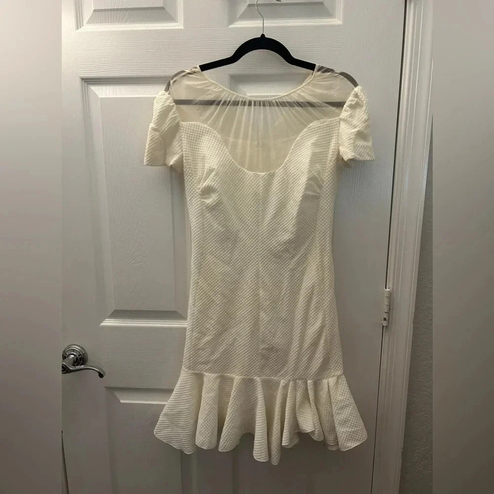 NINA RICCI women's textured ivory mini dress with capped sleeve  38 / US 4 - Picture 2 of 6